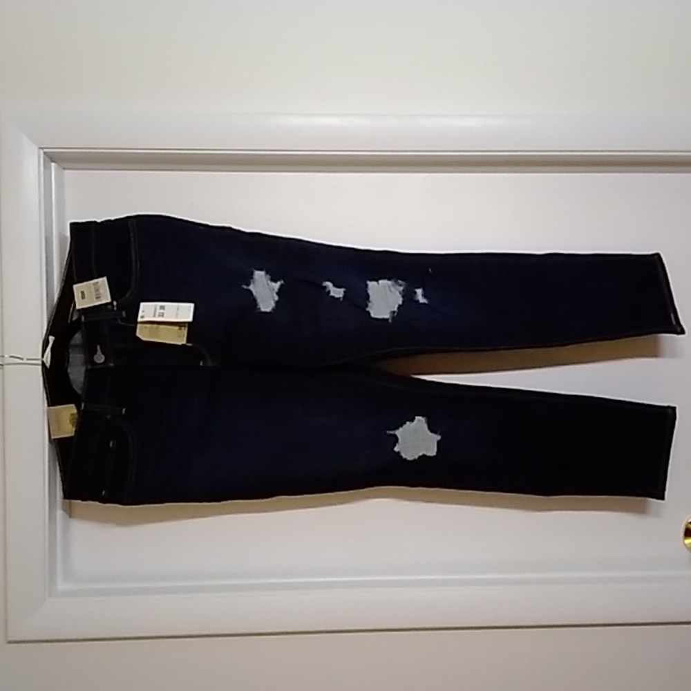 Levi's 311 Shaping Skinny Jeans